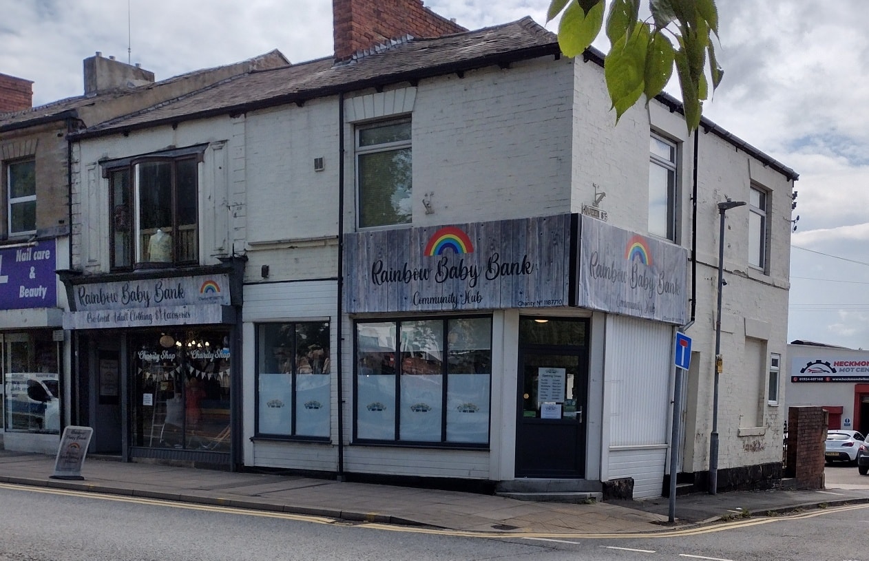 phone shop frontage 1